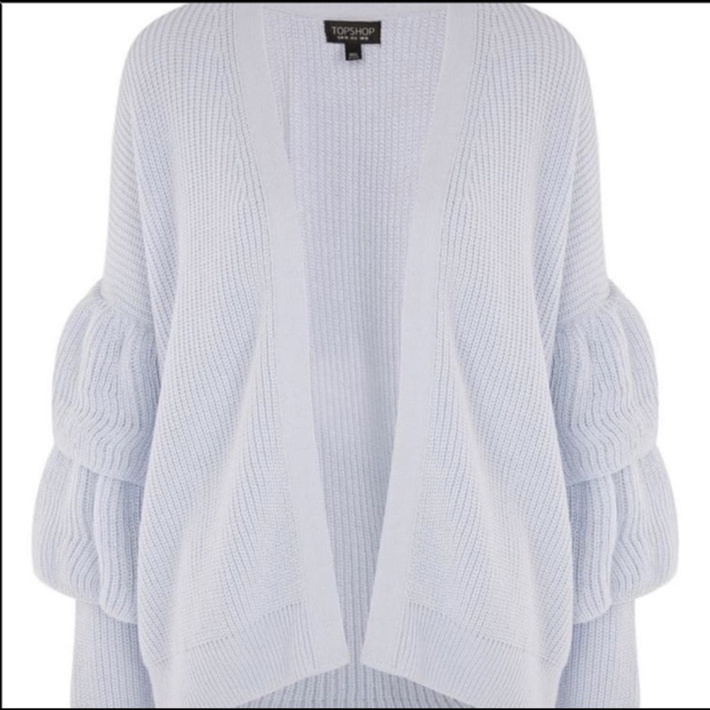 Ruffle sleeve cardigan